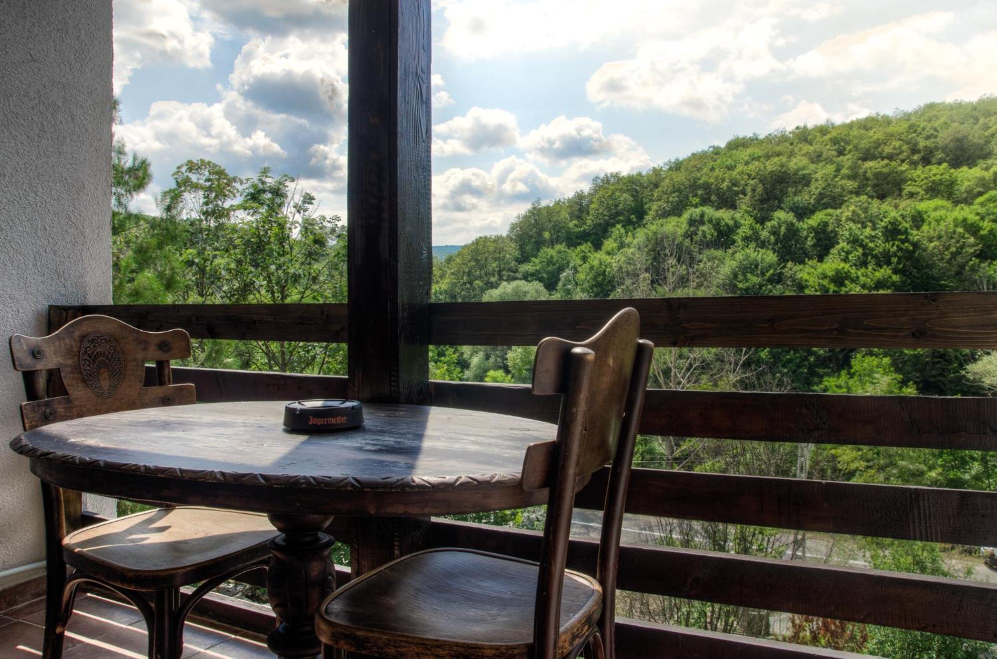Pensiune-Restaurant Tara Luanei Sărata-Monteoru Pokoj fotografie